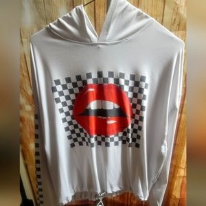 MEDIUM SIZED WOMENS WHITE STREETWEAR SOCIETY PULLOVER WITH ADJUSTABLE DRAWSTRING